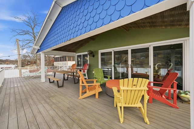 8314 Lakeshore Drive, Dexter, IA 50070