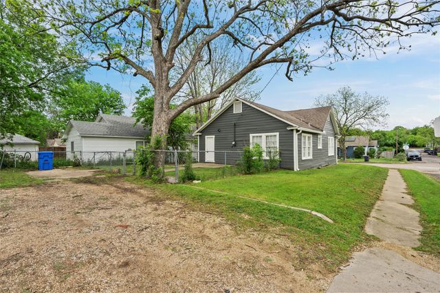2225 Maple Avenue, Waco, TX 76707