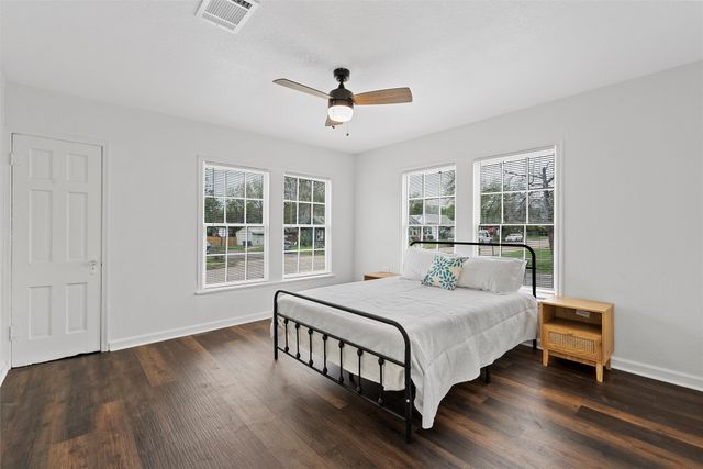 2225 Maple Avenue, Waco, TX 76707