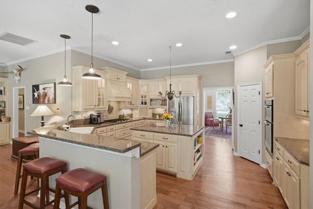 7405 Fox Fire Court, Granbury, TX 76049