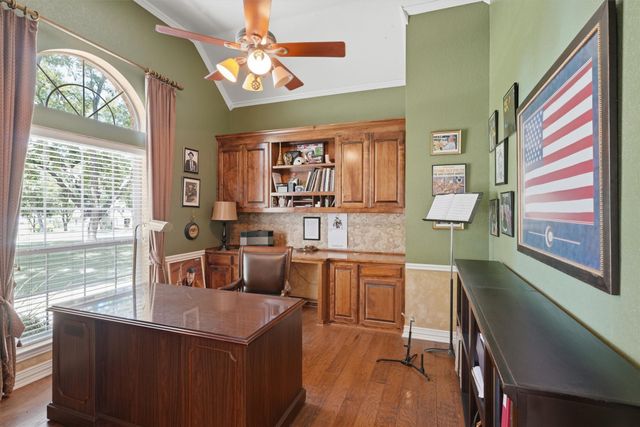 7405 Fox Fire Court, Granbury, TX 76049