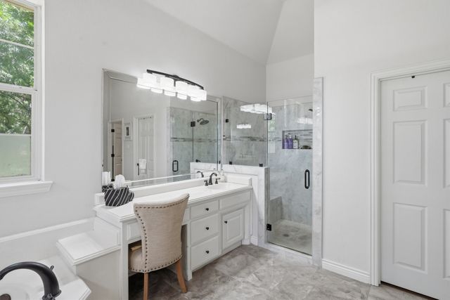 7405 Fox Fire Court, Granbury, TX 76049