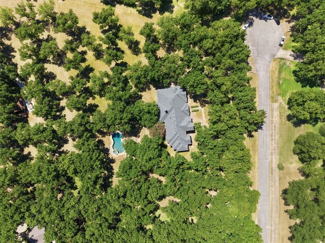 7405 Fox Fire Court, Granbury, TX 76049