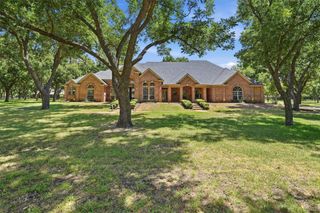 7405 Fox Fire Court, Granbury, TX 76049