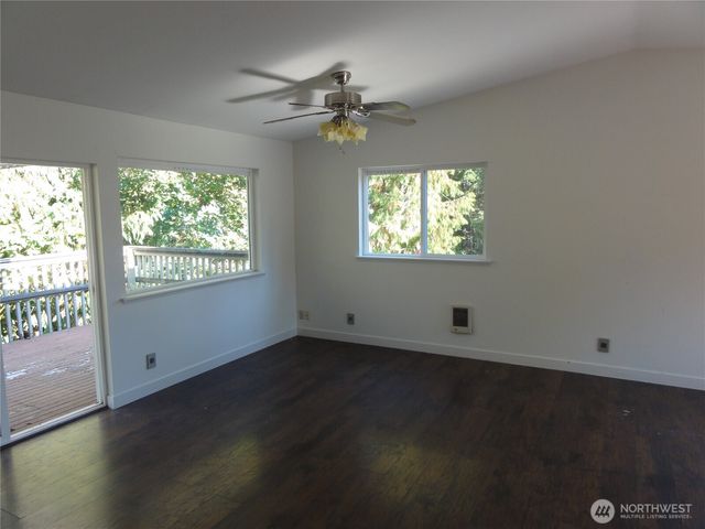 110 E Canyon View Road, Belfair, WA 98528