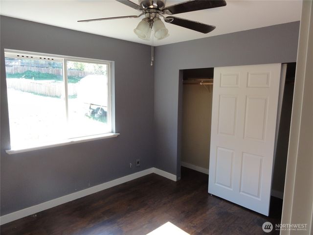 110 E Canyon View Road, Belfair, WA 98528