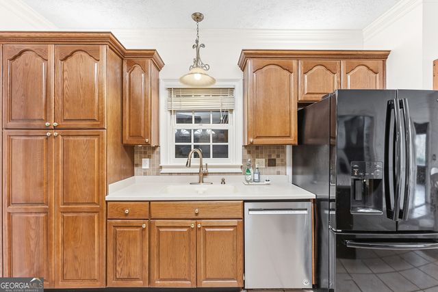 1133 Creekside Drive, Eastman, GA 31023