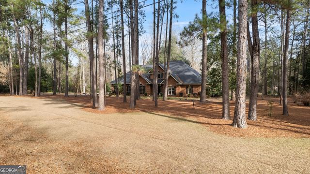 1133 Creekside Drive, Eastman, GA 31023