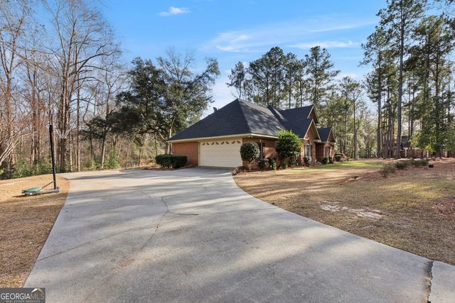 1133 Creekside Drive, Eastman, GA 31023