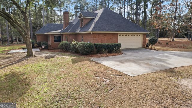 1133 Creekside Drive, Eastman, GA 31023
