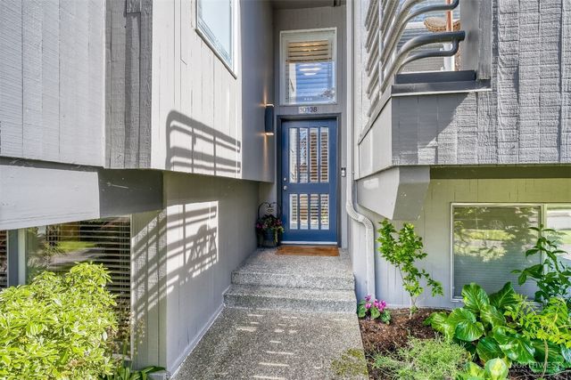 10108 NE 63rd Street, Kirkland, WA 98033
