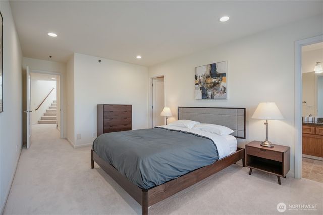 10108 NE 63rd Street, Kirkland, WA 98033