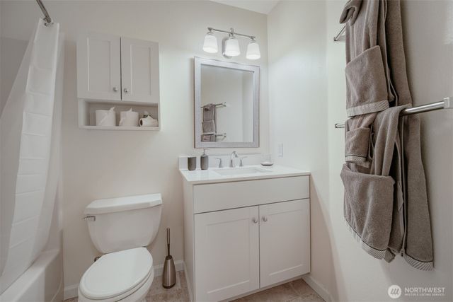 10108 NE 63rd Street, Kirkland, WA 98033