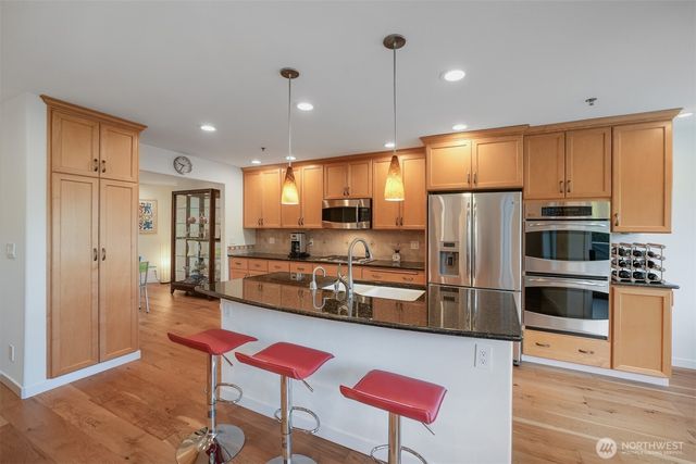 10108 NE 63rd Street, Kirkland, WA 98033