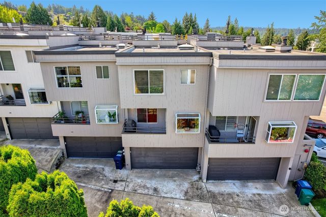 10108 NE 63rd Street, Kirkland, WA 98033