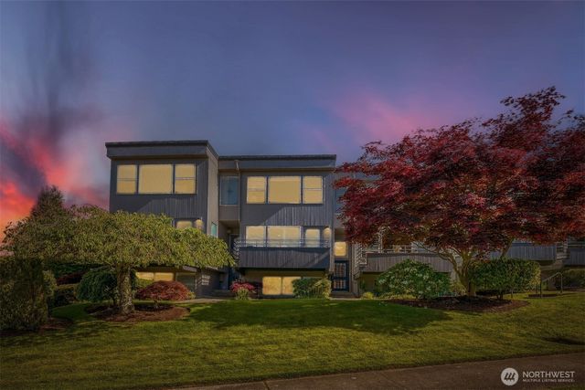 10108 NE 63rd Street, Kirkland, WA 98033