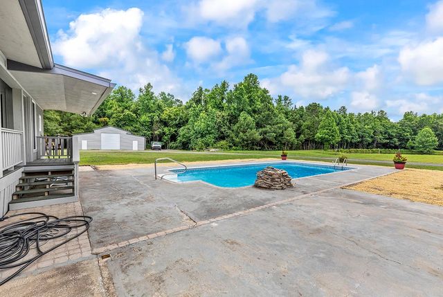 59 Two Ponds Road, Georgetown, SC 29440