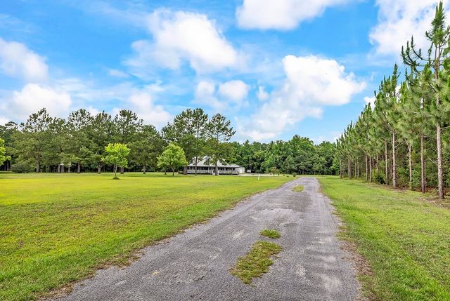 59 Two Ponds Road, Georgetown, SC 29440