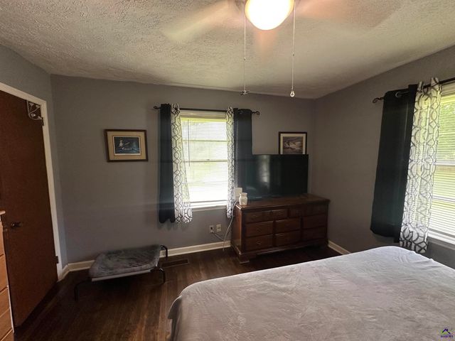 1961 SW Flat Shoals Road, Conyers, GA 30094