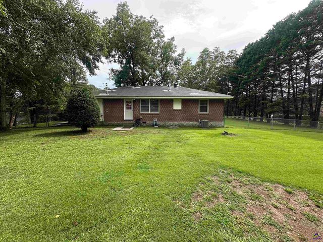 1961 SW Flat Shoals Road, Conyers, GA 30094