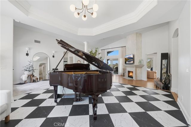 41110 Los Ranchos Cir, Temecula, CA 92592