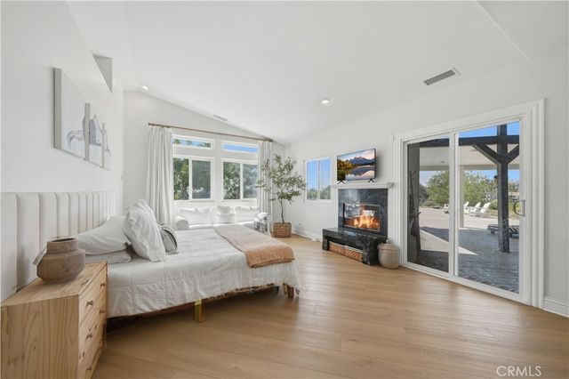 41110 Los Ranchos Cir, Temecula, CA 92592