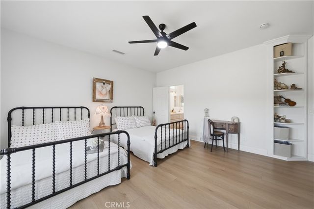 41110 Los Ranchos Cir, Temecula, CA 92592