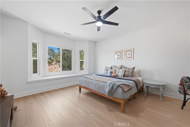 41110 Los Ranchos Cir, Temecula, CA 92592