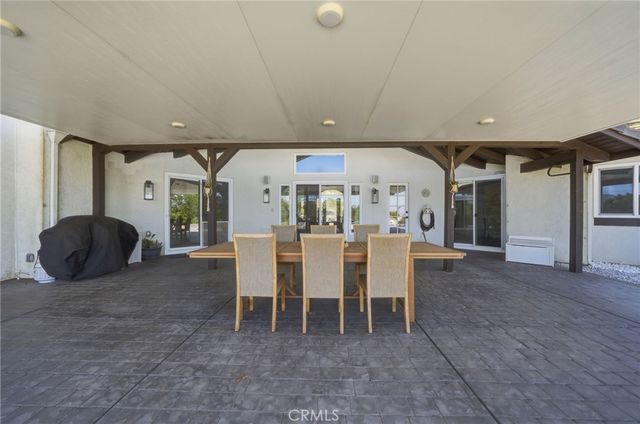 41110 Los Ranchos Cir, Temecula, CA 92592
