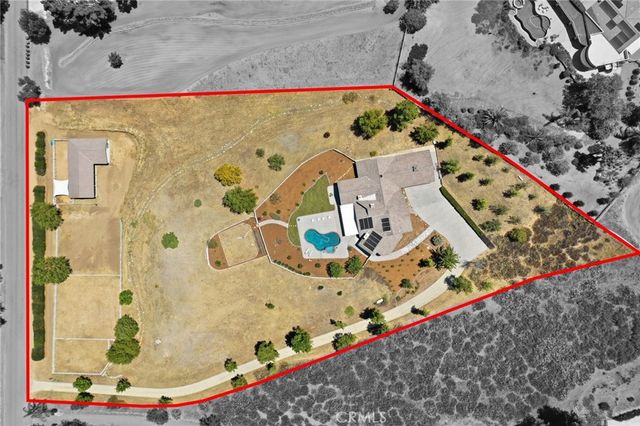 41110 Los Ranchos Cir, Temecula, CA 92592