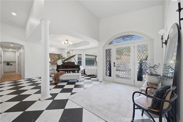 41110 Los Ranchos Cir, Temecula, CA 92592