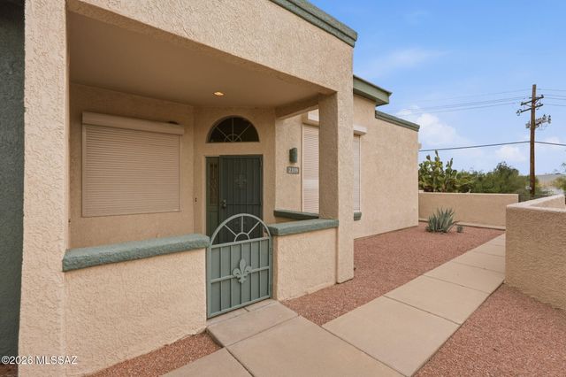 2359 W Via Di Silvio, Tucson, AZ 85741