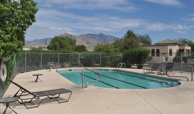 2359 W Via Di Silvio, Tucson, AZ 85741