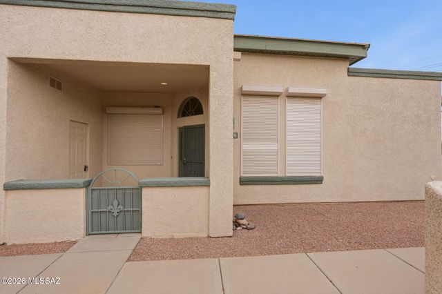 2359 W Via Di Silvio, Tucson, AZ 85741