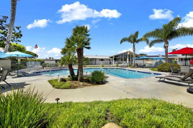 640 W Solana Circle 19, Solana Beach, CA 92075