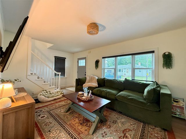 2045 MARKET Street, Erie, PA 16510