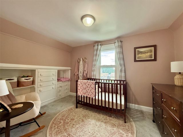 2045 MARKET Street, Erie, PA 16510