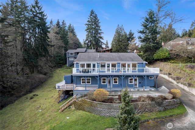 12421 6th Avenue NW, Gig Harbor, WA 98332