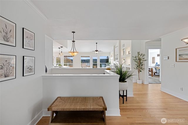 12421 6th Avenue NW, Gig Harbor, WA 98332