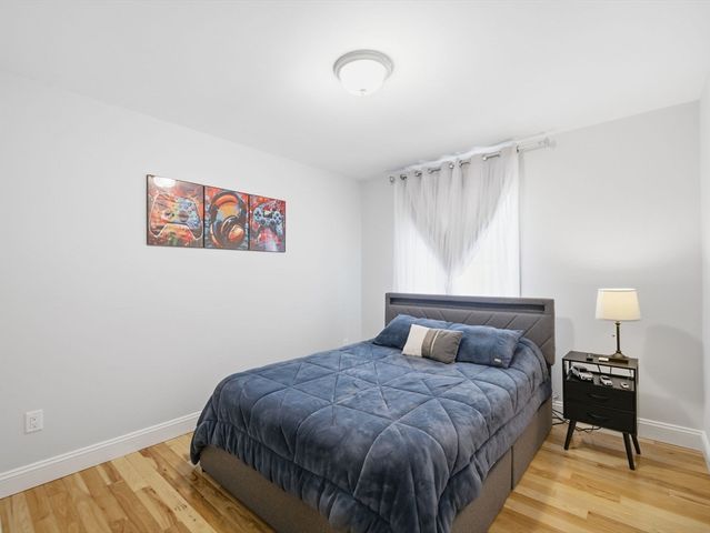 6 Wilshire Ln 6, Pelham, NH 03076