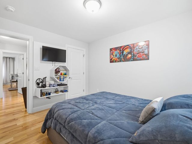 6 Wilshire Ln 6, Pelham, NH 03076