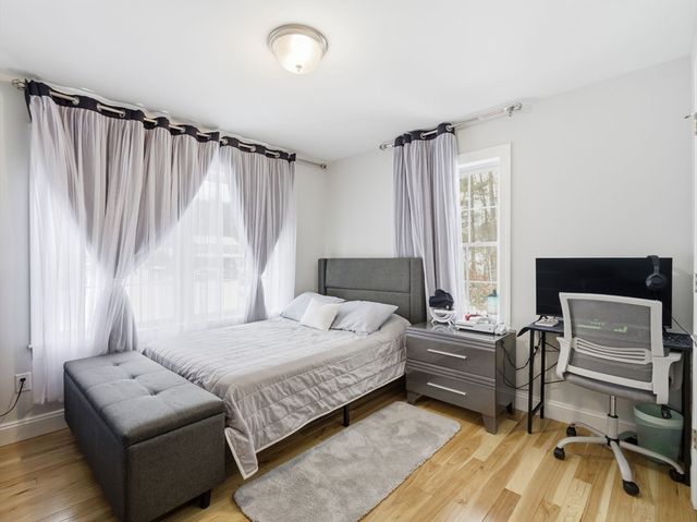 6 Wilshire Ln 6, Pelham, NH 03076