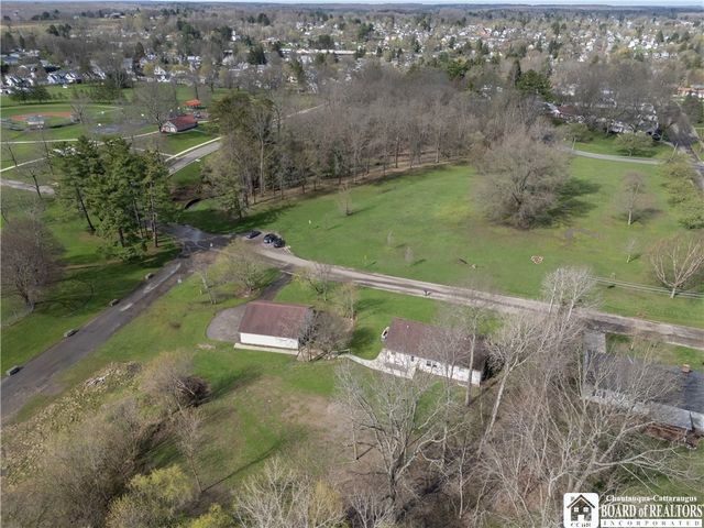 31 Hughes Street, Jamestown, NY 14701