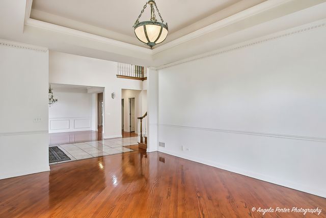 10711 Bull Valley Drive, Woodstock, IL 60098