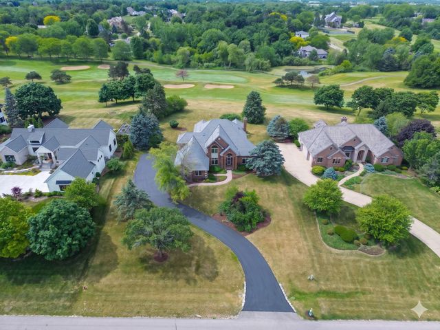10711 Bull Valley Drive, Woodstock, IL 60098