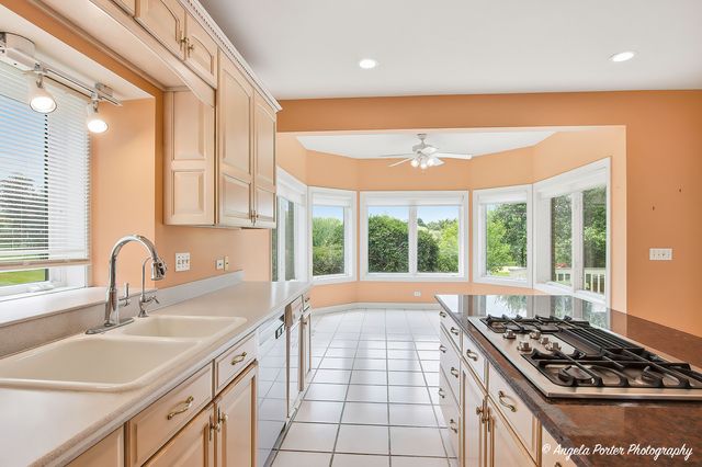 10711 Bull Valley Drive, Woodstock, IL 60098