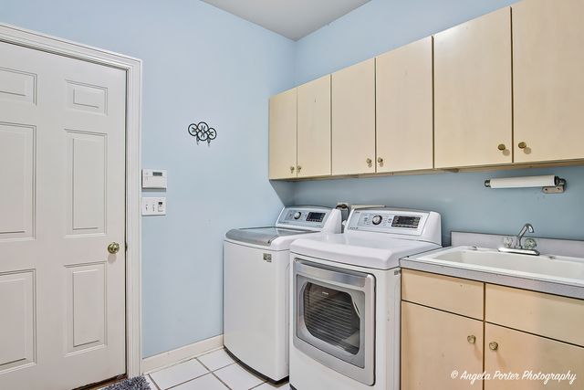 10711 Bull Valley Drive, Woodstock, IL 60098