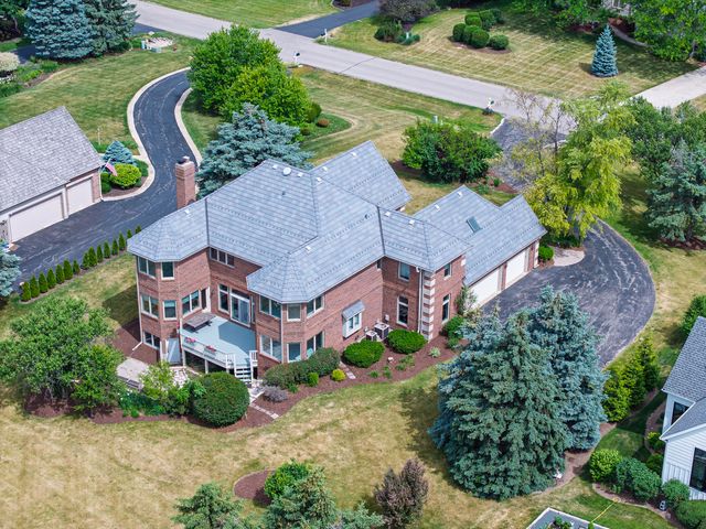 10711 Bull Valley Drive, Woodstock, IL 60098