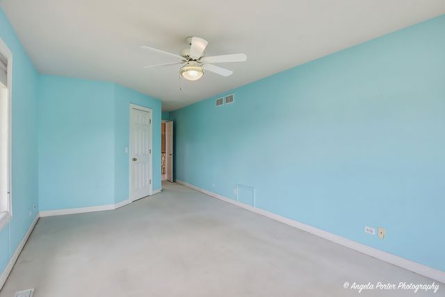 10711 Bull Valley Drive, Woodstock, IL 60098