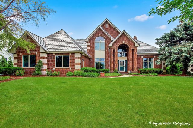10711 Bull Valley Drive, Woodstock, IL 60098